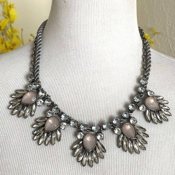 LOFT Rhinestone Bib Necklace Faceted Statement Brushed Silver Tone Ann Taylor 20 - Picture 1 of 9